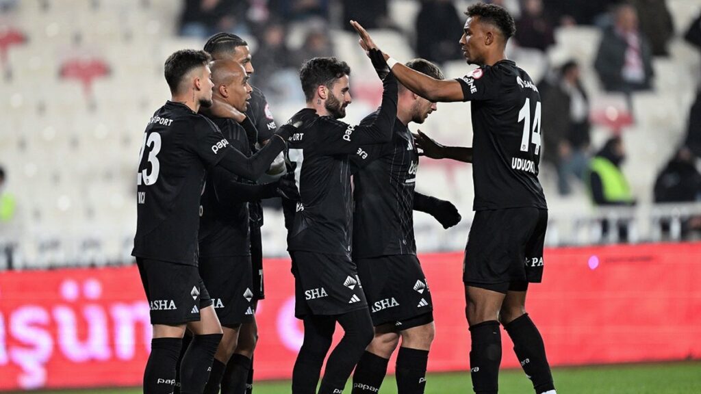 besiktasin teknik direktor listesinde 3 aday var biri daha once super ligde calisti u2EzvPGO