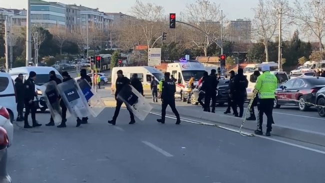 istanbulda korkunc cinayet durdurulan aractan kadin cesedi cikti 1