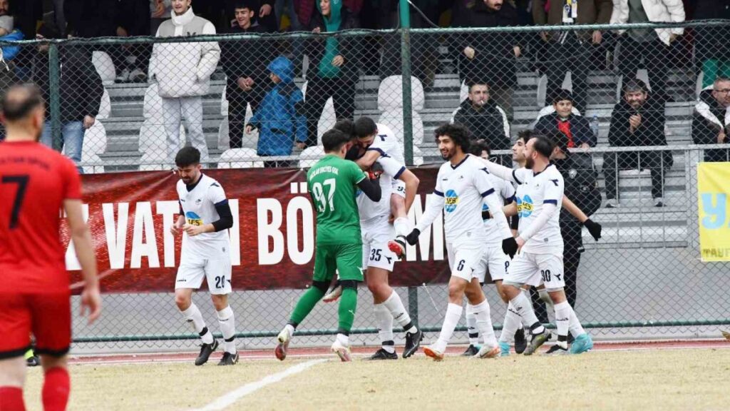 kayseri seker super amator kumede gol yagmuru hacilar erciyesspor 5 ozvatanspor 0 slQMcQlt