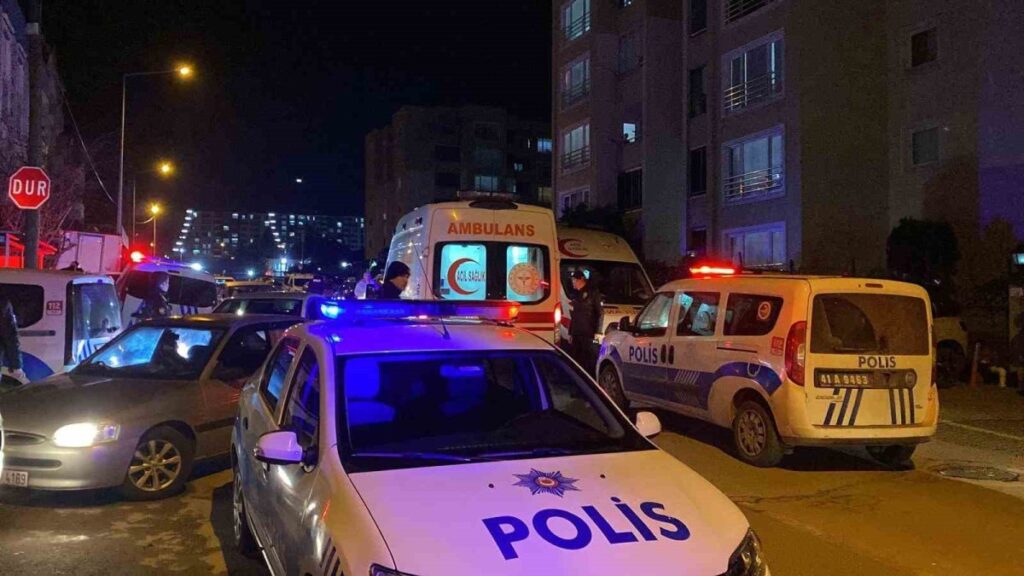 polis memuru evinde basindan vurulmus halde olu bulundu WBEwlul2