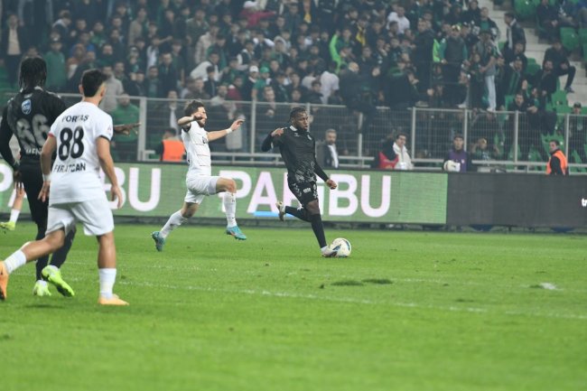 sakaryaspor genclerbirligi maci golsuz bitti 0 EaGC88BB