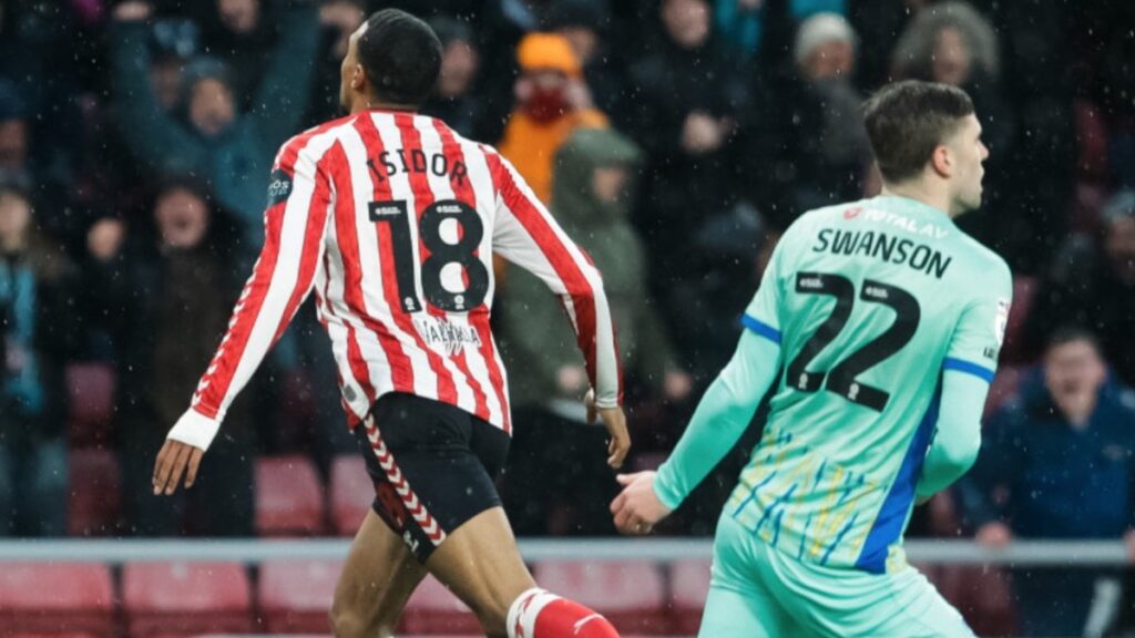 sunderland 10 kisi kalan portsmoutha karsi zorlansa da galip geldi gZN7LyG1