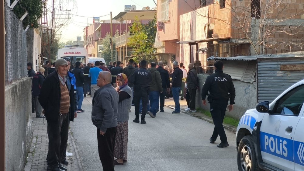 adanada vahset 3 kisi bogazlari kesilmis olarak bulundu 3