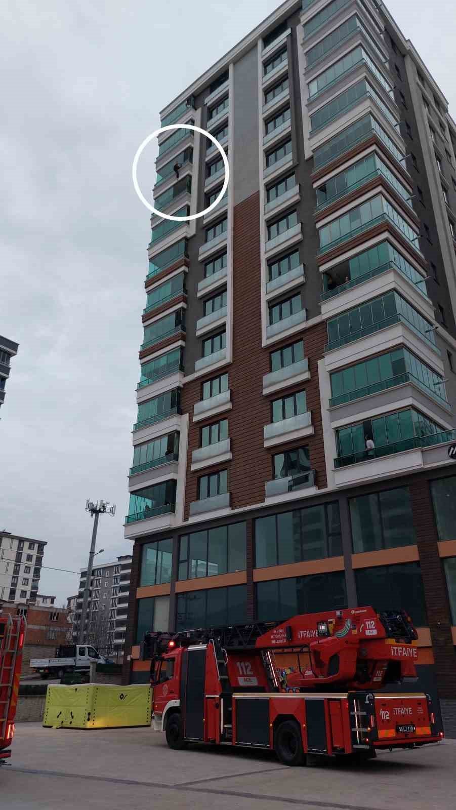 annesi son anda kolundan tuttu 30 yasindaki kadin avukat intihara kalkisti 12 47Ow1DsJ