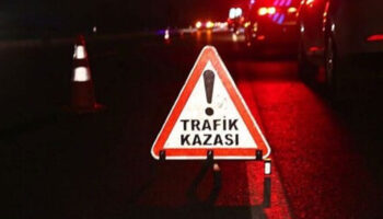 antalya isparta karayolunda seyir halindeki otomobil alev aldi YG42h8OU