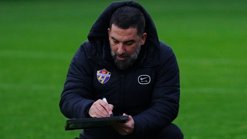 arda turanin istedigi besiktasli r3fqerHd