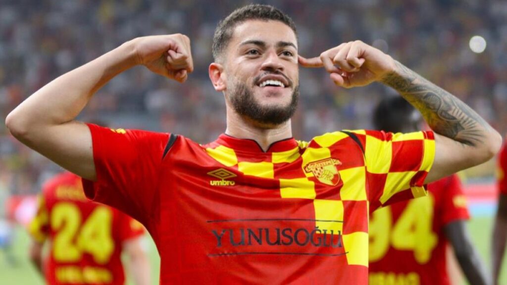 besiktas romulo icin dugmeye basti gorusmeler basladi PQssAbyr