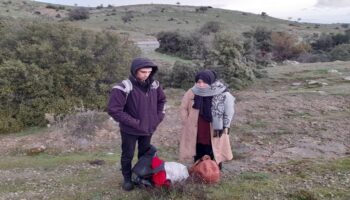 canakkalede 2 kacak gocmen yakalandi a6EikpPv