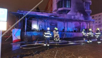 cekyada restoran yandi 6 kisi oldu wIT7y4CO