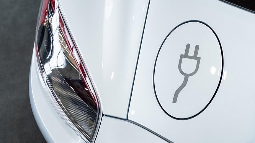 dunyada elektrikli arac satislari 2024te rekor kirdi FyNrgBag