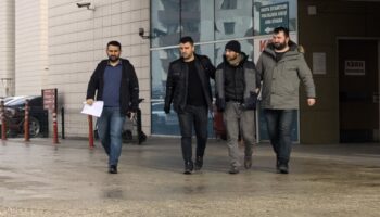 hapis cezasiyla araniyordu sokakta yururken yakalandi t5vNQLvE