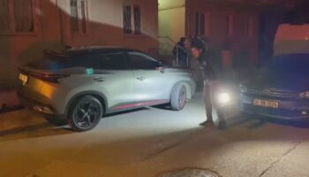 istanbulda 2 kisi silahla yaralandi IYZL8ADd