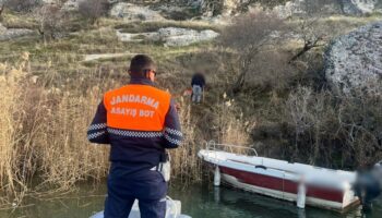 jandarma yasaga uymayan sahsa acimadi tPmqzdTJ