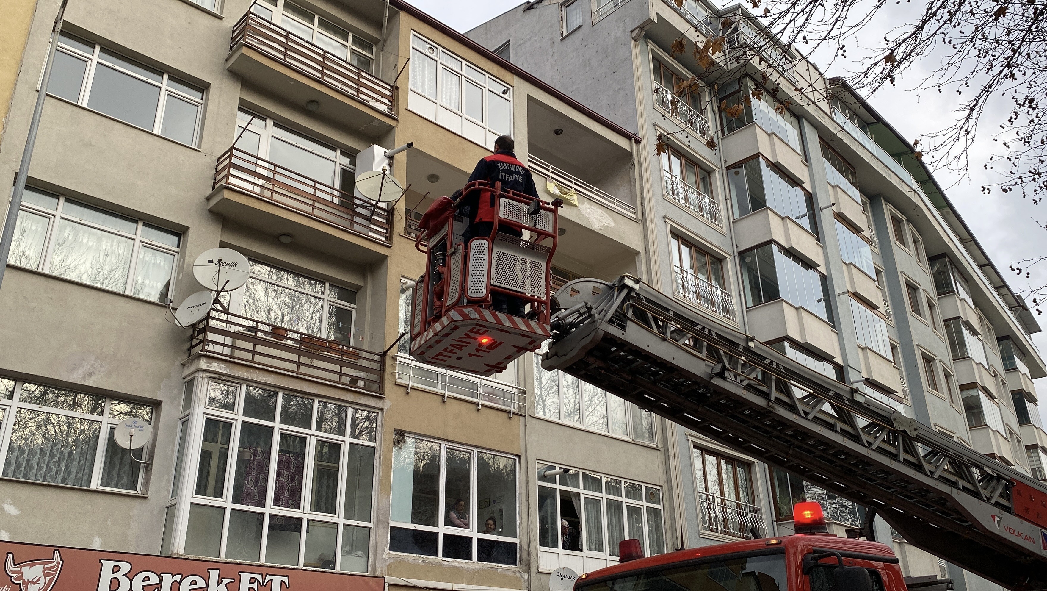 kastamonunda haraketli dakikalar polisi harekete geciren zanli yakalandi 0 DhEUggXR