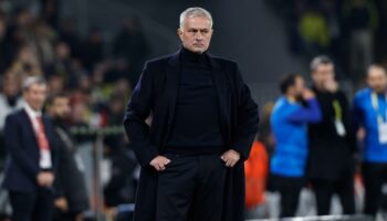 mourinhodan cok konusulacak paylasim sosyal medyada olay oldu L1WBFKTi
