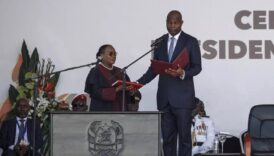 mozambikteki baskanlik yemin torenine anarsi golgesi wOUiCEwu