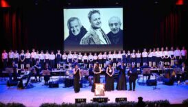 nazim hikmet 123ncu dogum gununde sislide anildi vD6eJdKl