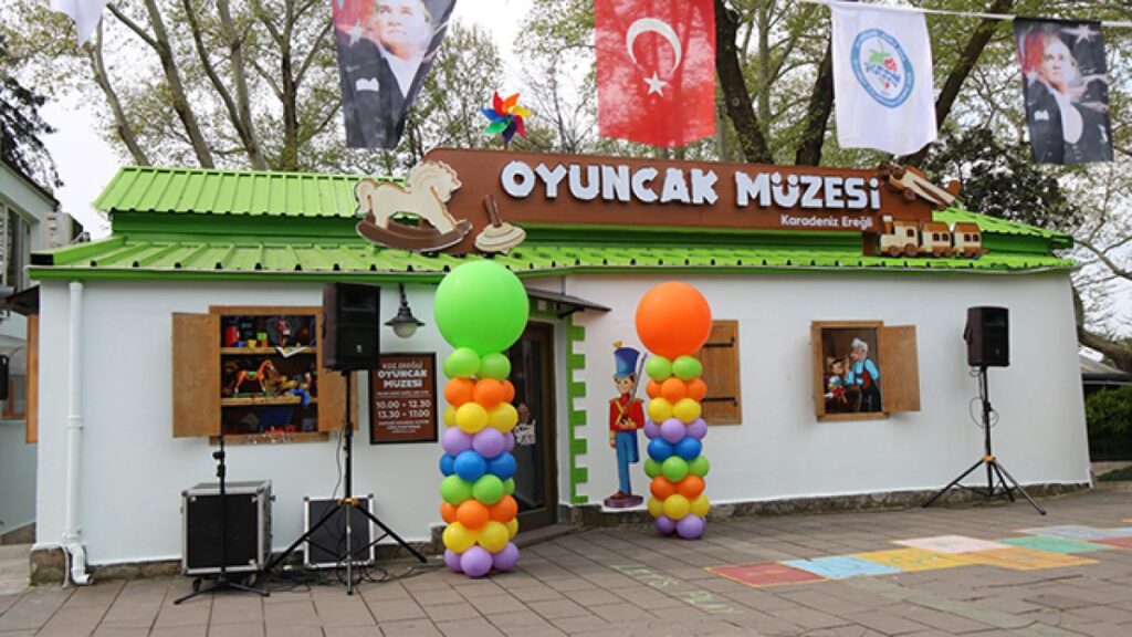 oyuncak muzesinden cocuklara yariyil tatili hediyesi 9eewIPR9