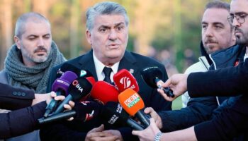 serdal adali 2 oyuncu haric herkesin ustunu cizdi txq6GDy4