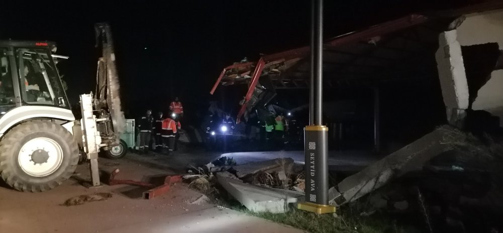 tatil koyundeki kacak yapilar yikildi 4 Xmn6amcd