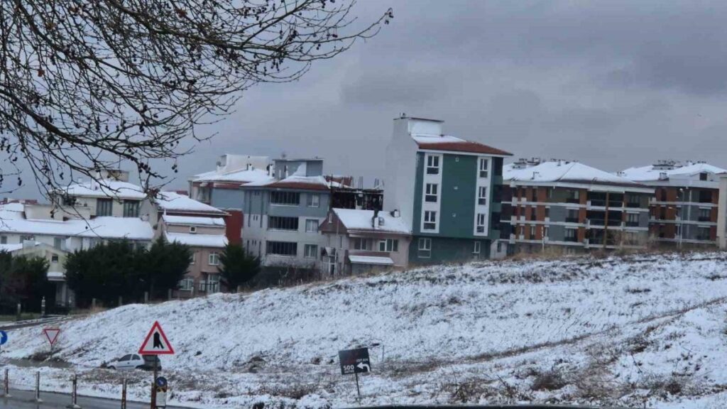 tekirdag beyaz gelinligini giydi aQKXWRgn