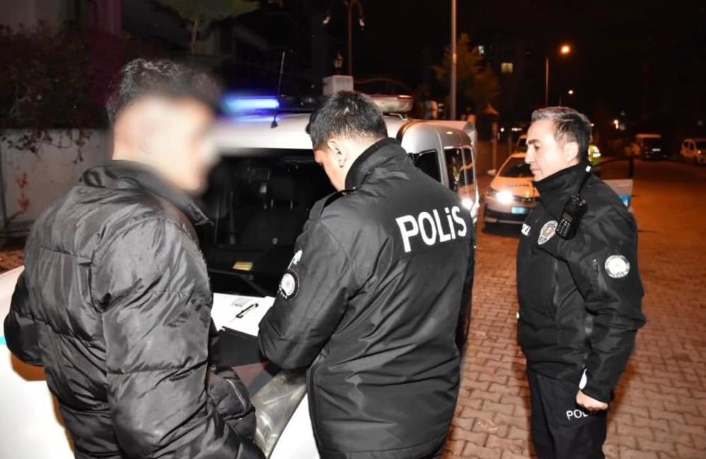 trafik ve asayis denetimi 8 arac trafikten men edildi 1 FAqmKU2K