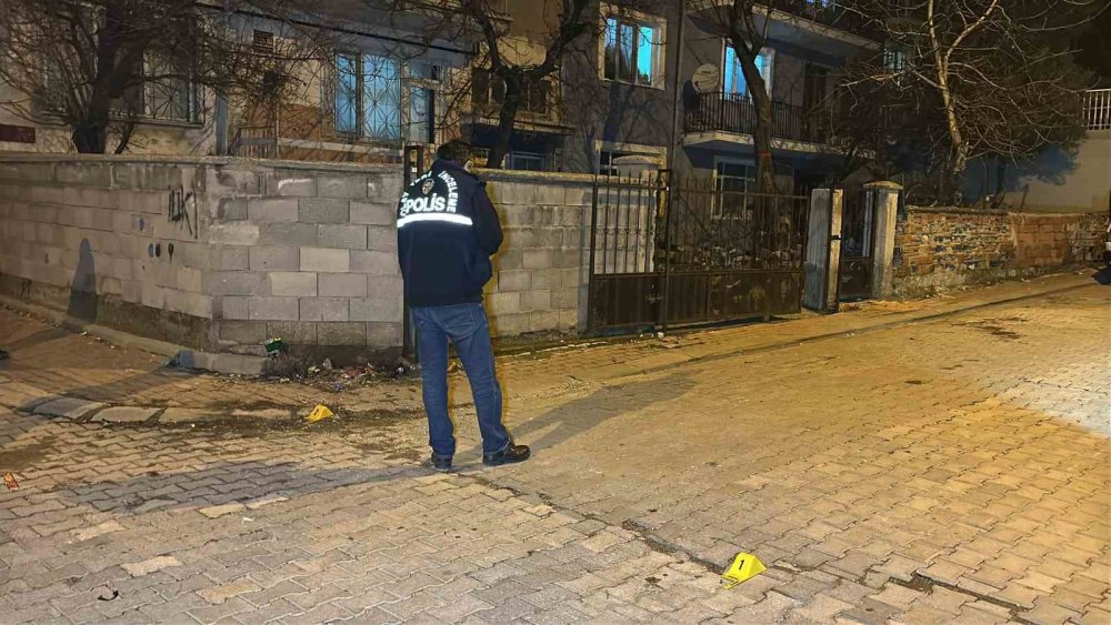 12 yasindaki cocuk tabancayla ates acilan aracta hayatini kaybetti 5 gyuZZE21