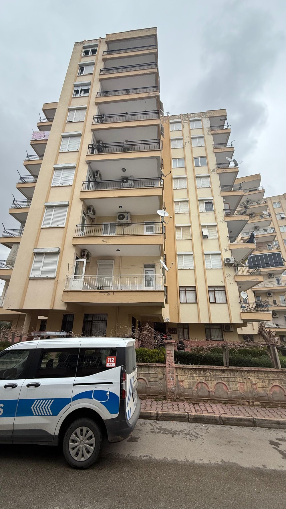 24 yasindaki genc odasinda olu bulundu 3 mcil5ERP