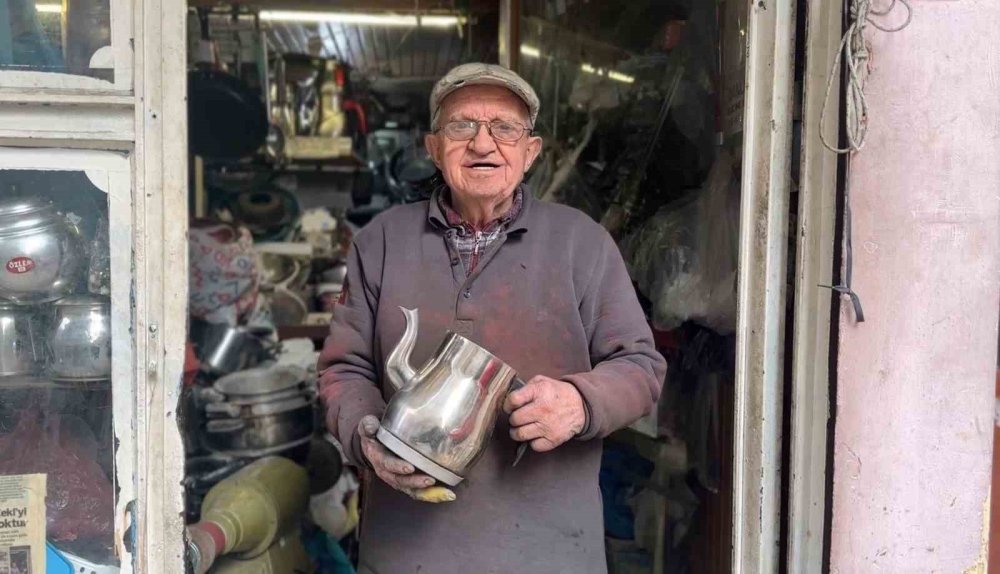39 yildir ekmegini caydanliktan cikariyor 0 uVGFmvNY