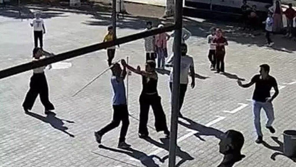 5 ogretmeni darp etmisti saldirganin cezasi belli oldu Wjwdk9Uf