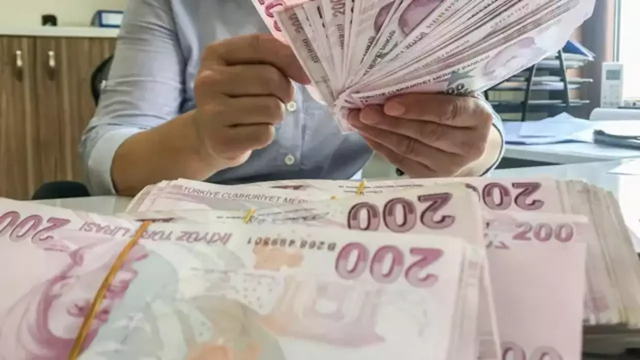 500 bin tlnin 32 gunluk faiz getirisi degisti ruzgar tersine dondu 4 banka fark POy3G5Vk