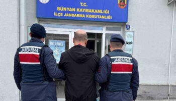 9 ayri suctan aranan sahis yakalandi UG23up91