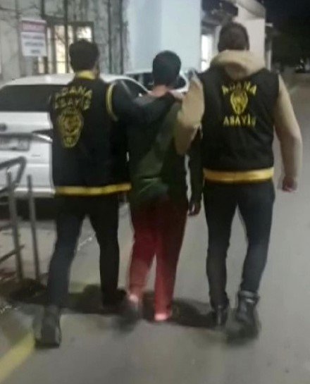 adanada kebapcida kan dokuldu katil zanlisi 16 yasinda 2 ARzFDdgy