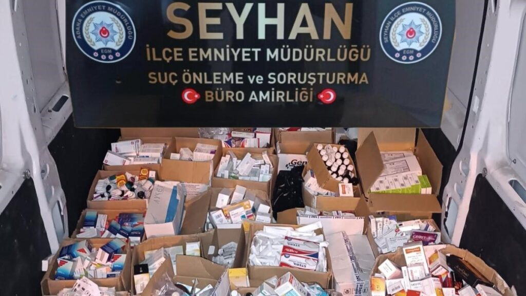 adanada receteli ilaclari satan supheli yakalandi zPle4YgF