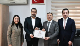 akp ankara il baskani ozcan mazbatasini alarak goreve basladi zH1sTZ3Q