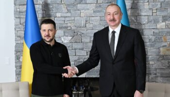 aliyev ve zelenskiy davosta gorustu 4mAwaEG4
