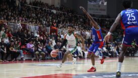 anadolu efes farka gitti TyFgpS6Y