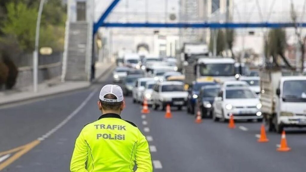 ankarada yarin bazi yollar trafige kapatilacak O859DVGk