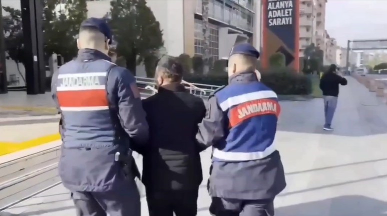 antalyada silah operasyonu 3 avePpUL2