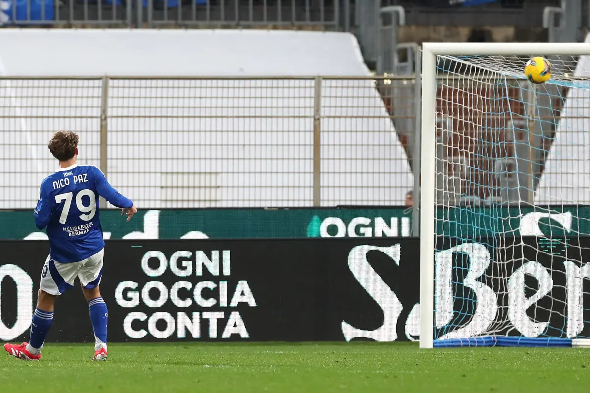 atalanta reteguinin golleriyle comoyu 2 1 maglup etti 0 CwdJGRSt