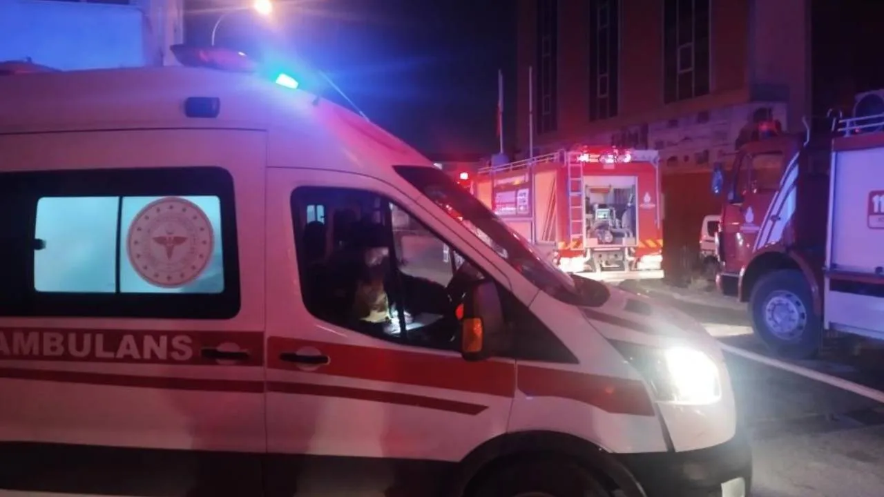 atasehirde otel alevlere teslim oldu cok sayida olu ve yarali var 0 rOUOnkqt