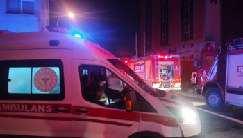 atasehirde otelde yangin 5 kisi yaralandi lm3F9zXV