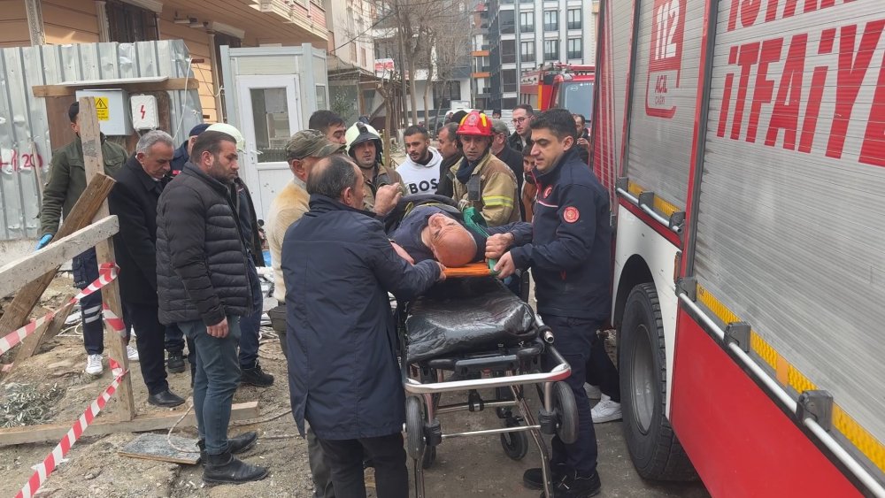 avcilarda insaata dusen isci kurtarildi 9