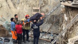 avcilarda insaata dusen isci kurtarildi EnkhX7zv