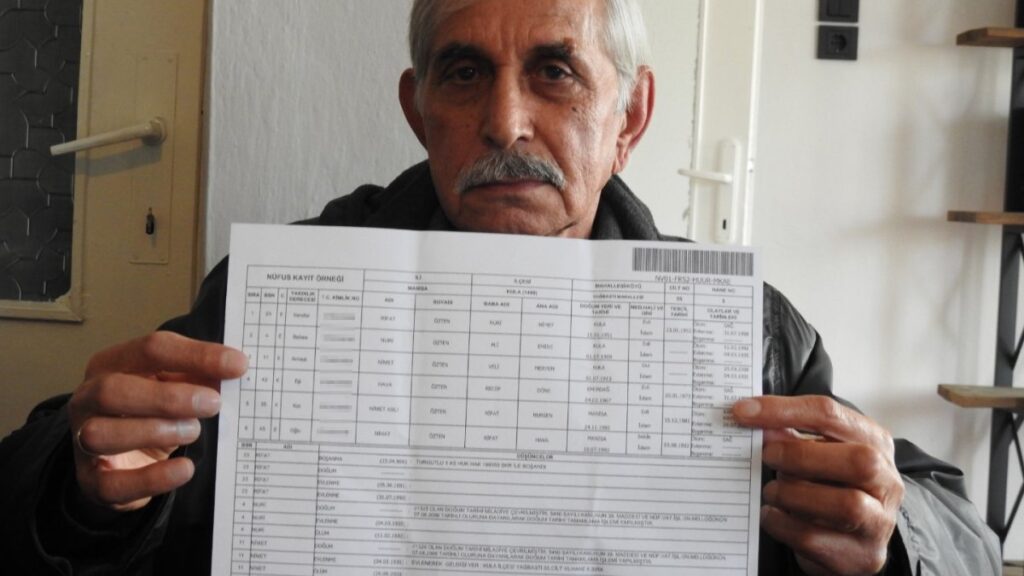 aziz nesinin yasar ne yasar ne yasamaz romani manisada gercek oldu tapuya gitti resmen Msx2jsBW