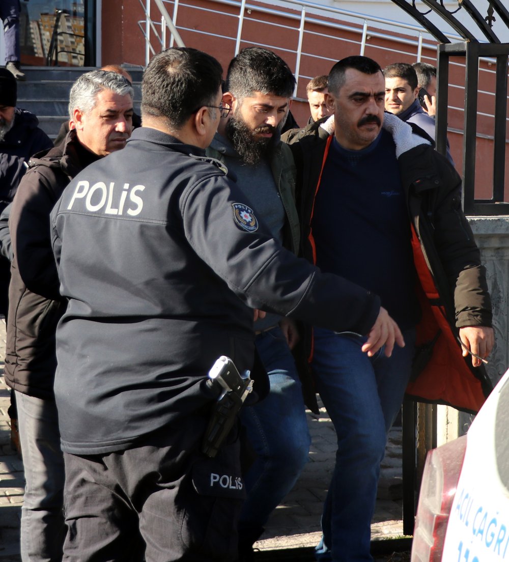 babasi tarafindan kazara vurulmustu minik demir son yolculuguna ugurlandi 6 bqAKDv6Q