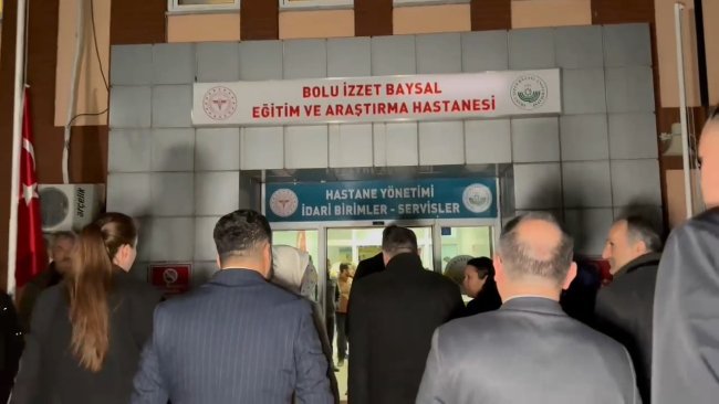 bakan mahinur ozdemir goktas yaralananlari ziyaret etti 0 8kLPu78Y