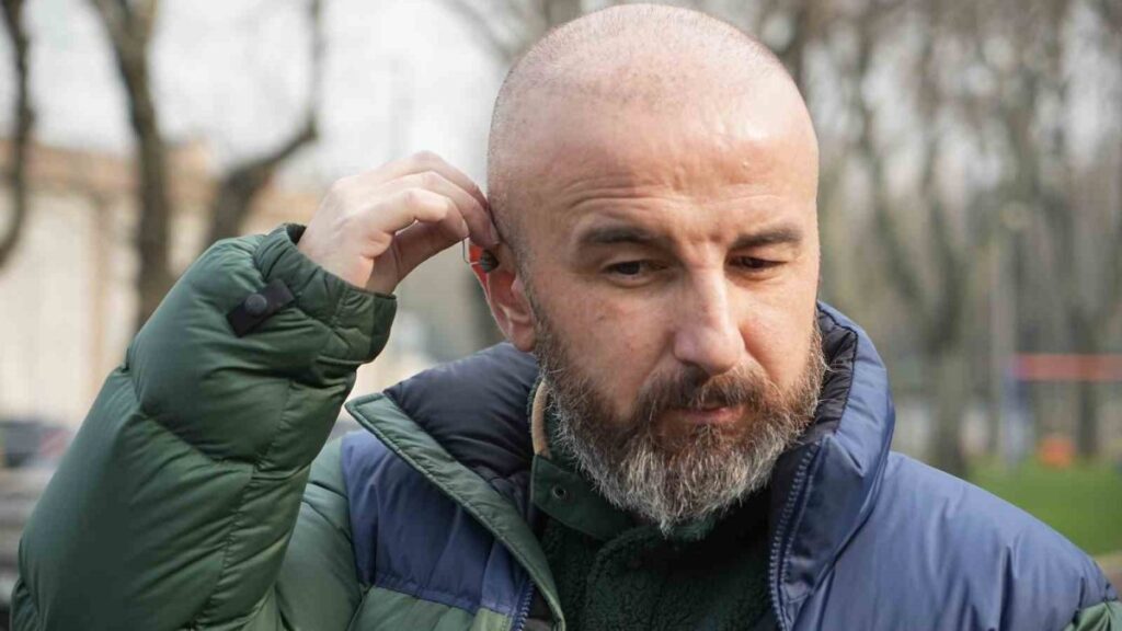bakim yaptirmak isterken kulak zari patladi Nkgy6phq