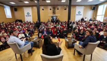 bakirkoy belediyesi usta gazeteci ugur mumcuyu andi gYOKDO7X