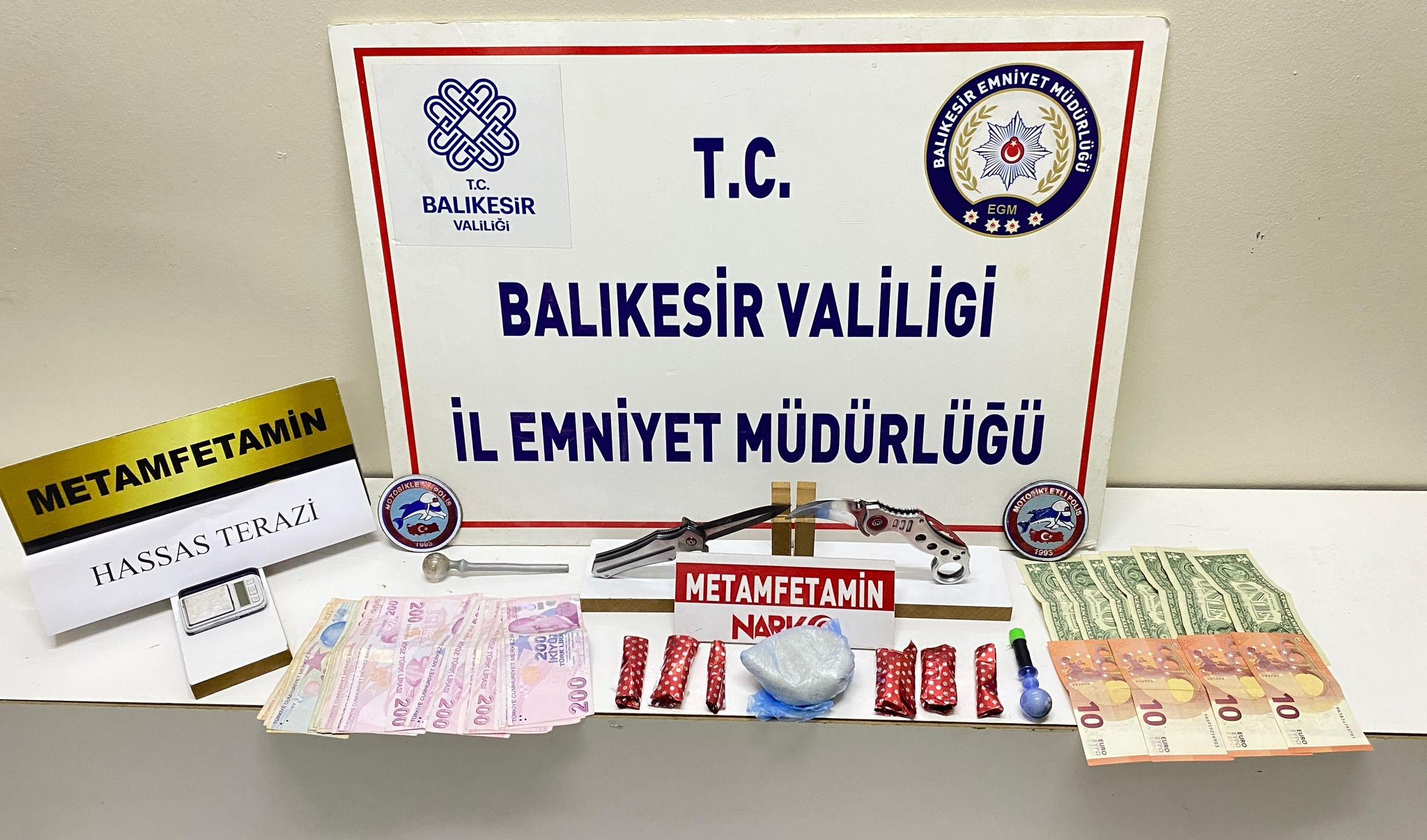 balikesirde huzur operasyonu bin 123 kisinin sorgusu yapildi 3 DB9L51K1